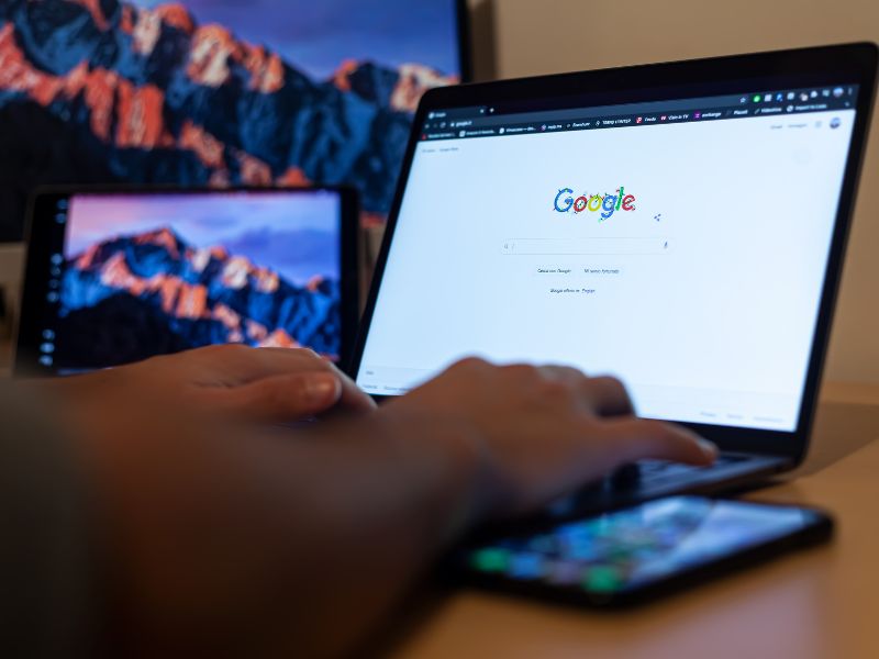 quantas pesquisas são feitas no google por dia